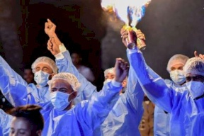 زفاف طبيب في مصر يثير الجدل بسبب "لبس المعازيم"! (شاهد)