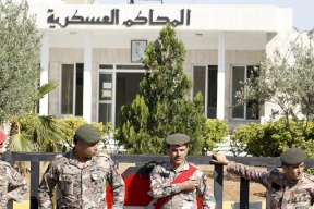 الأردن: باسم عوض الله والشريف حسن أمام المحكمة بتهمة التحريض على مناهضة نظام الحكم