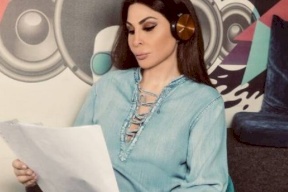 شاهد| إليسا حديث الجمهور بعد عملية تجميل أعادتها شابة عشرينية مرة أخرى!