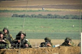 جيش الاحتلال يطلق النار باتجاه شبان جنوب غزة