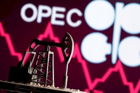 أسعار النفط تستقر وسط توقعات بزيادة طفيفة في إنتاج "أوبك+"