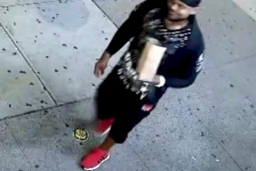 فيديو- شرطة نيويورك تبحث عن متطرف يهاجم المحجبات
