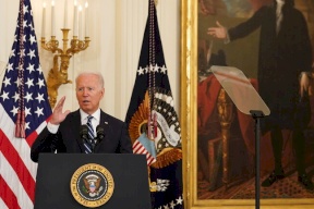 بايدن يعتزم تعديل قوانين الهجرة الأمريكية