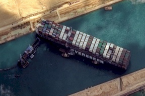 مصر تفرج عن "إيفر غيفن" بعد ثلاثة أشهر على إغلاقها قناة السويس