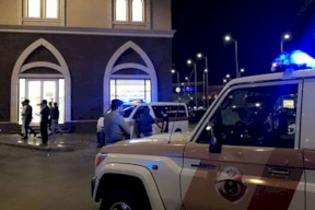 فزع داخل ملاهي بالسعودية وهروب النساء من شخص يطاردهم بسلاح (فيديو)