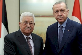 الرئيس عباس يتجه لتركيا اليوم استجابة لدعوة أردوغان