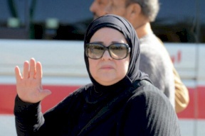 نقل دلال عبدالعزيز إلى مستشفى حكومي بعد تطورات مفاجئة على حالتها الصحية.. وفنان شهير يعترف بتسريب شائعة وفاتها