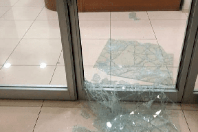 الاحتلال يقتحم مركز بيسان للبحوث والإنماء برام الله ويخرب محتوياته (صور-فيديو)