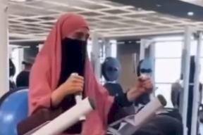 فيديو لفتاة في صالة جيم تثير ذعر الرجال: "داخلين على أيام سودة"!