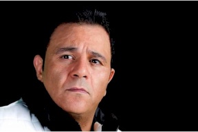 مقرب يكشف حقيقة إصابة محمد فؤاد بمرض تسبب في زيادة وزنه