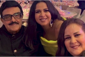 إيمي سمير غانم تعلق على رحيل والدتها دلال عبد العزيز ووالدها