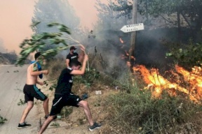 رئيس وزراء الجزائر: الحرائق كانت نتيجة فعل إجرامي ولن نتسامح مع المتورطين