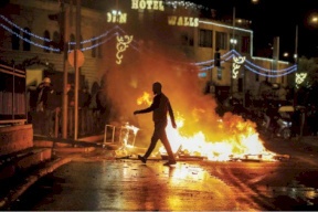 اشتباك مسلح ومواجهات عنيفة مع الاحتلال في نابلس (فيديو)