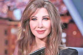 شقيقة نانسي عجرم تخطف الأنظار بجمالها .. هل تشبهها؟ (صورة)