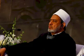 شيخ الأزهر يوجه رسالة للشركات المنتجة للقاحات كورونا