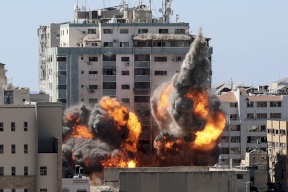 صحيفة: أطراف عربية ودولية تحاول منع التصعيد في غزة