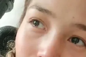سنموت ببطء.. فتاة أفغانية تنهار باكية بسبب أوضاع بلادها (فيديو)