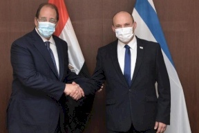السيسي يدعو بنيت لزيارة رسمية إلى مصر