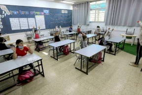دعوة لتأجيل العام الدراسي في إسرائيل