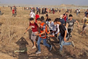 محدث| 41 إصابة بينها حالتان حرجتان إثر قمع الاحتلال مسيرة سلمية شرق غزة