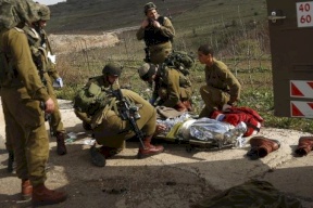 الجندي المصاب على حدود غزة لا يزال بحالة حرجة