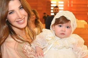 ابنة نانسي عجرم الصغيرة كبرت وتحولت الى نسخة عن أمها! (صور)