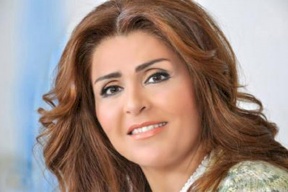 بعد غياب طويل.. هناء نصور تثير الجدل بأحدث ظهور لها مع إبنتها "العروس" - صورة