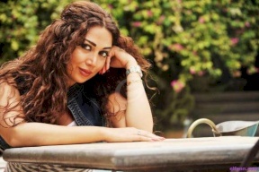 بعد غياب عامين الممثلة السورية لمى إبراهيم تظهر بملامح جديدة!