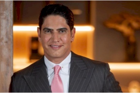 وسامة شقيق أحمد أبو هشيمة تشعل السوشال ميديا (شاهد)