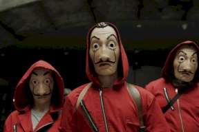 تصرف غير متوقع من شركة هندية تجاه موظفيها..والسبب "La Casa de Papel"