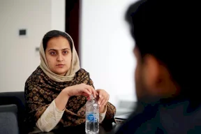 أول مذيعة أفغانية تحاور طالبان تكشف كواليس المقابلة: محظوطة بارتدائي ملابس فضفاضة