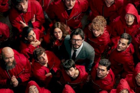 قبل ساعات من عرض "La Casa De Papel".. "البروفيسور" ينشر صوراً شوقت المتابعين