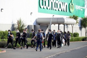 سلاسل سوبر ماركت بنيوزيلندا تسحب السكاكين من أرففها بعد هجوم