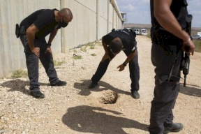 عملية "جلبوع": نفق بطول 25 مترا استغرق حفره سنة