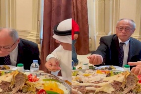 فيديو السفير الياباني بالرياض برفقة مسؤول سعودي يثير الجدل!