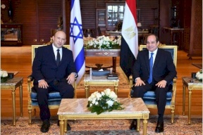  ما دلالة وضع علم إسرائيل في لقاء السيسي مع بينيت؟