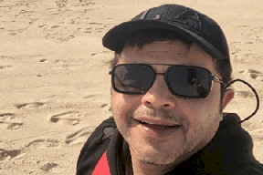 الفنان محمد هنيدي يفاجئ جمهوره ويتخذ قرارا مثيرا للجدل