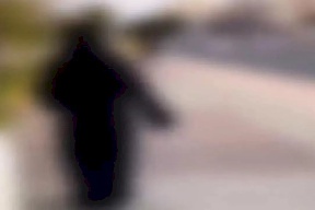 شاهد| مقيم مصري يتحرش بالسعوديات في جدة ويوثق ذلك بالفيديو وهذا مصيره 