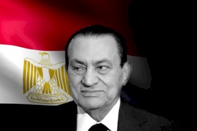 كاتب مصري يكشف معلومات عن سقوط نظام الرئيس الأسبق حسني مبارك