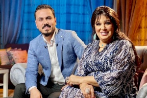 المذيع العراقي نزار الفارس يوجه سؤالا صادما للراقصة المصرية فيفي عبده (فيديو)