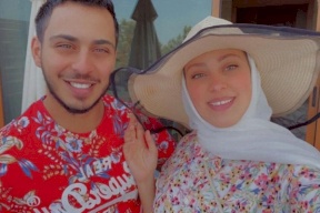 الوليد مقداد ونور غسان يطلّان بحلّة جديدة ويستعرضان زينة رمضان في منزلهما (فيديو)