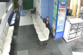 شاهد| فيديو يوثق لحظة وفاة شاب أثناء الصلاة بالإسكندرية