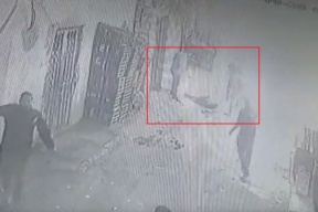 جريمة مروعة- فيديو من كاميرات مراقبة يثير ضجة في امصر