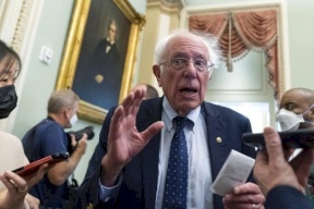 ساندرز سيصوت لتمويل "القبة الحديدية" مقابل مليار دولار لغزة!