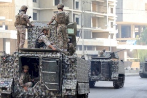 وزير الدفاع اللبناني: ما حدث في بيروت لن يتكرر