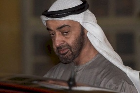 بن زايد يدعو رئيس وزراء الاحتلال لزيارة الإمارات