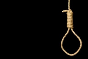 مركز حقوقي يطالب بعدم تنفيذ أحكام الإعدام في غزة