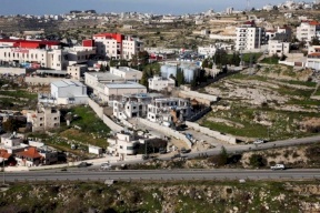 الأردن يحظر قبول أي معاملات لبيع الأراضي في الضفة والقدس