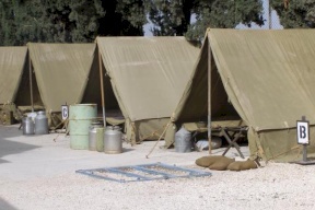 فيديو- جرذان في مطابخ الجيش الإسرائيلي: "نريد أن نتقيأ"!