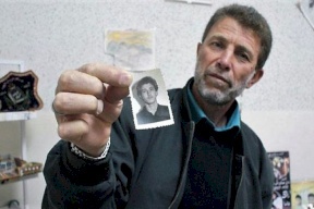 الاحتلال ينظر في إعادة حكم المؤبد للأسير نائل البرغوثي اليوم